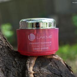 Lakme Perfect Radiance Intense Whitening Light Creme Review & Price