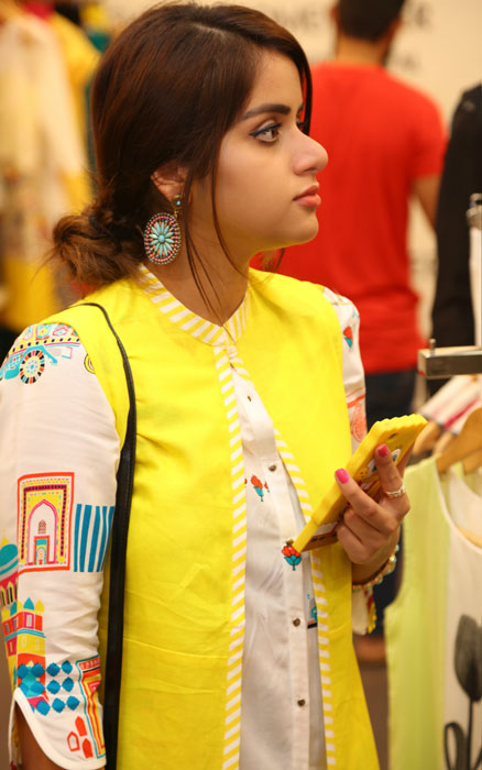 Delhi Fashion Blogger Heart Bows Makeup Lisha B.