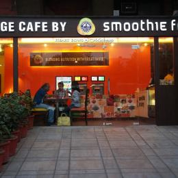 Smoothie Factory Janpath Review - Tasty, Delicious & Healthy!