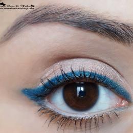 Lakme Eyeconic Green Kajal Review & Swatches