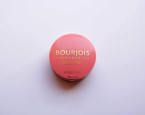 Bourjois Little Round Blush Rose Frisson 54 Review & Swatches Bourjois Little Round Blush Rose Frisson 54 Review & Swatches