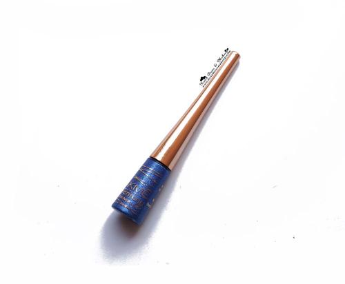 Lakme Fantasy Shimmer Eyeliner Glimmer Blue Review, Swatches & Eye Makeup