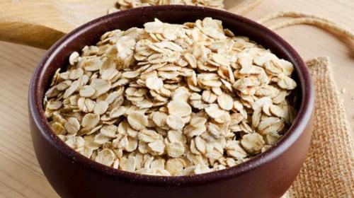 10 Best Benefits of Oats on Face, Skin, Weight Loss & More!