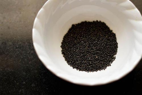 10 Best Benefits of Basil Seeds (Sabja Seeds) For Skin, Hair, Weight Loss & More!