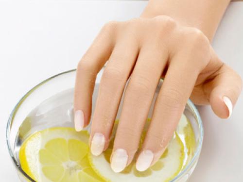 How to Grow Nails Faster & Stronger: 10 Best Home Remedies! How to Grow Nails Faster & Stronger: 10 Best Home Remedies!