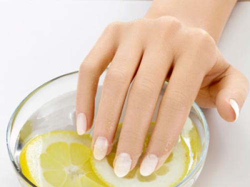 How to Grow Nails Faster & Stronger: 10 Best Home Remedies!