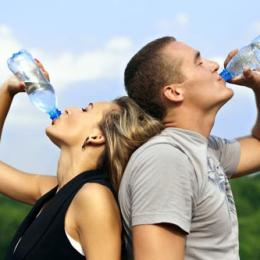 How Much Water To Drink & 10 Best Benefits Of Drinking Water
