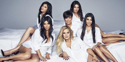 25+ Best Kardashian-Jenner Sisters Beauty & Makeup Secrets! 25+ Best Kardashian-Jenner Sisters Beauty & Makeup Secrets!