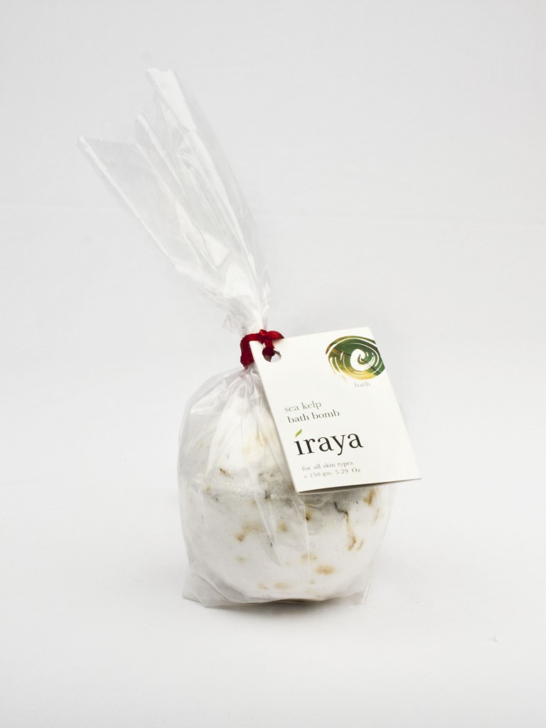 Iraya Seakelp Bath Bomb Review & Price in India