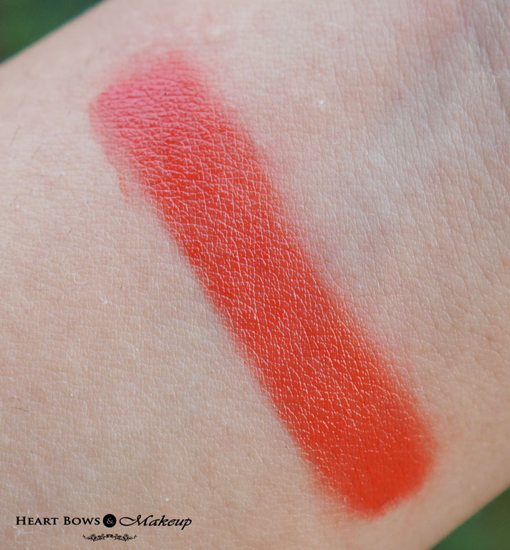 Street Wear Color Rich Lipstick 19 Pink Pirouette Lipstick  Swatch & Review
