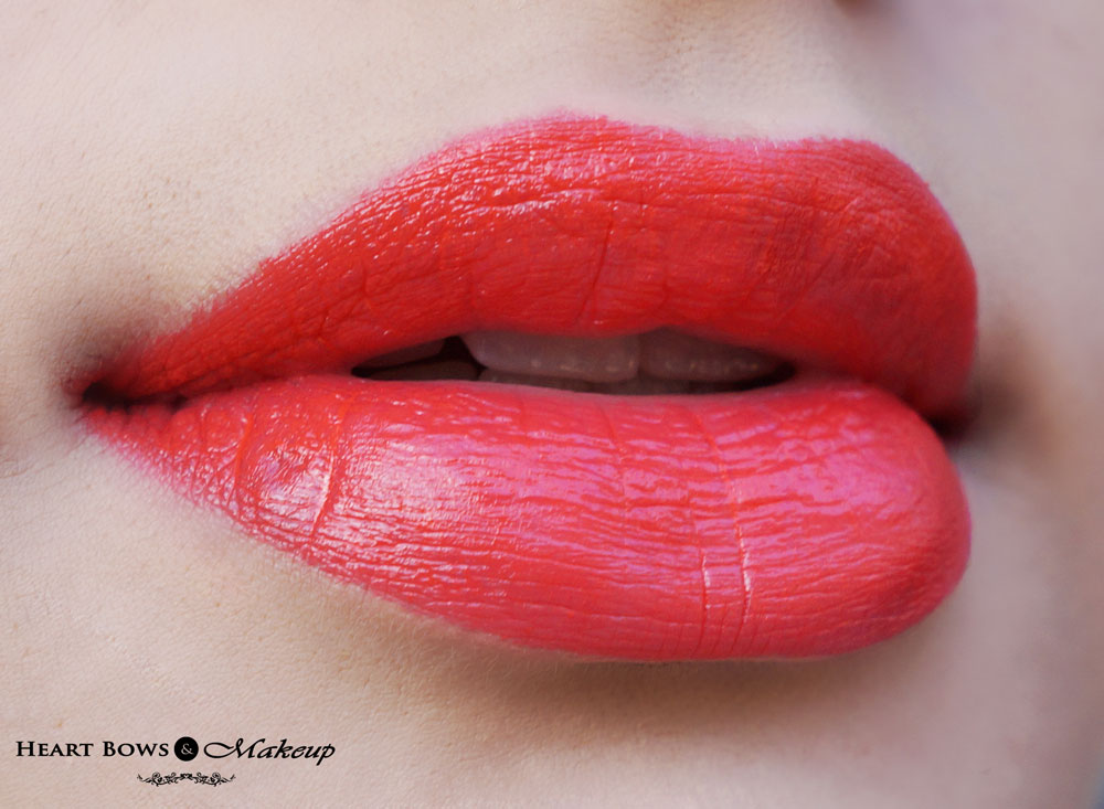 Colorbar-Take-Me-As-I-Am-Lip-Crayon-Peachy-Pink-Review-Swatches-Price-8
