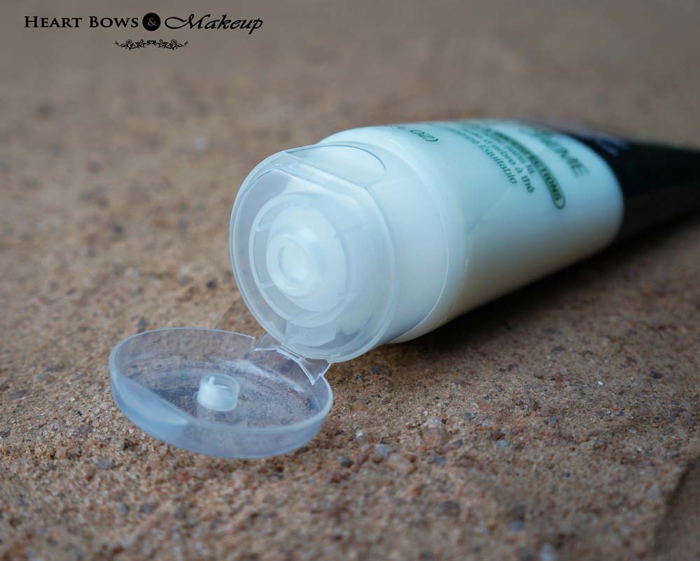 The Body Shop Tea Tree Cool & Creamy Face Wash Review & Price India