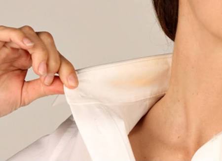 How To Remove Foundation Stains From Clothes