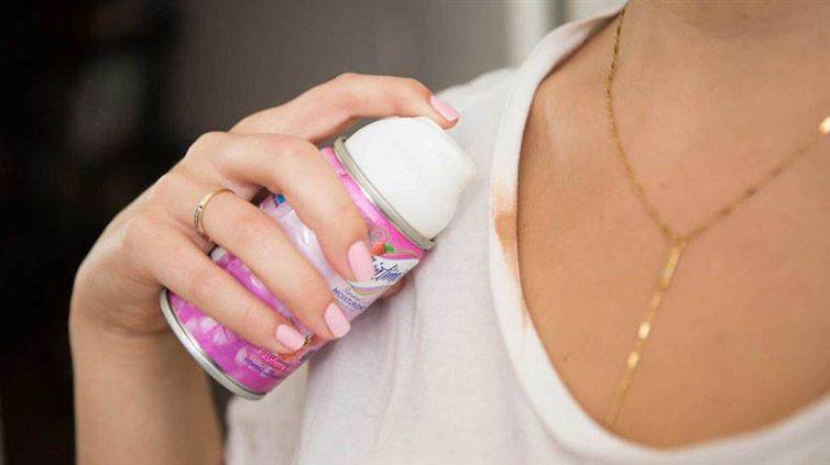 How To Use Shaving Cream For Removing Makeup Stains
