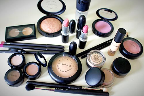 bro Reporter tjenestemænd 10 Best MAC Makeup Products Worth Buying: Mini Reviews & Prices - Heart  Bows & Makeup